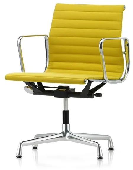 Vitra Aluminium EA 131 Armlehnstuhl mit Polsterung & Stoff Pastell Prasino/Canola